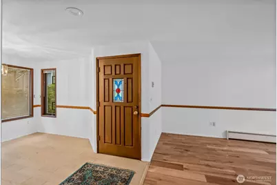 1210 101st Place NE #1210, Bellevue, WA 98004 - Photo 4