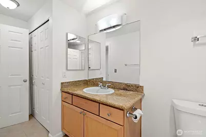 1215 S 237th Lane #1308, Des Moines, WA 98198 - Photo 24