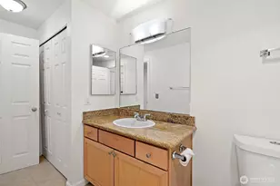 1215 S 237th Ln, Des Moines, WA 98198 - Photo 24