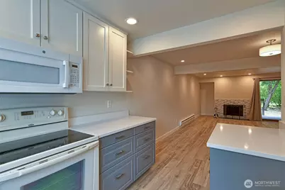 120 124th Street SW #C8, Everett, WA 98204 - Photo 6