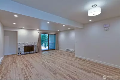 120 124th Street SW #C8, Everett, WA 98204 - Photo 10