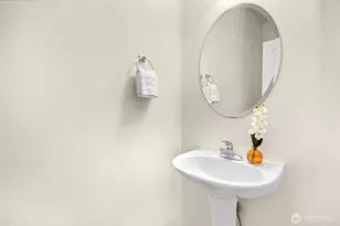 343 Tremont Ave, Bellingham, WA 98226 - Photo 14