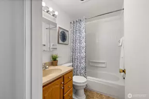 6110 24th Ave NW, Seattle, WA 98107 - Photo 18