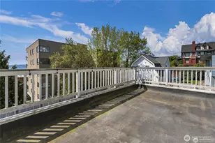 215 W Kinnear Pl, Seattle, WA 98119 - Photo 6