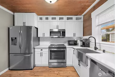 1025 S 84th Street, Tacoma, WA 98444 - Photo 4