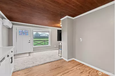 1025 S 84th Street, Tacoma, WA 98444 - Photo 8