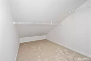 24221 SE 38th Pl, Sammamish, WA 98029 - Photo 24