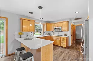 7613 176th Ave E, Bonney Lake, WA 98391 - Photo 8