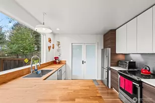 1510 S Proctor St, Tacoma, WA 98405 - Photo 16