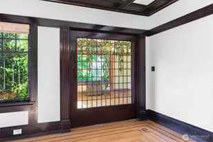 1220 10th Ave E, Seattle, WA 98102 - Photo 16