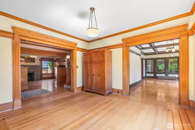 1220 10th Avenue E, Seattle, WA 98102 - Photo 18