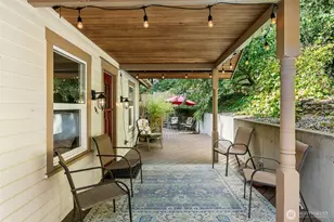 18901 61st Ave NE, Kenmore, WA 98028 - Photo 2