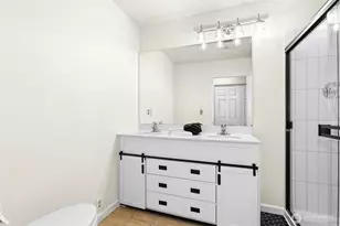 18901 61st Ave NE, Kenmore, WA 98028 - Photo 20