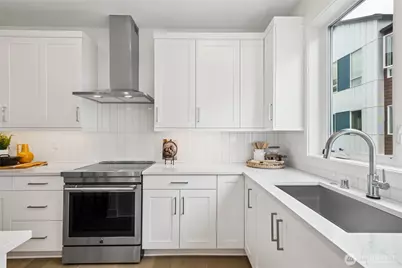 12217 137th Place NE #2703, Redmond, WA 98052 - Photo 18