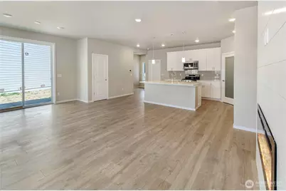 18207 37th Avenue E, Tacoma, WA 98446 - Photo 8