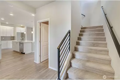 18207 37th Avenue E, Tacoma, WA 98446 - Photo 4