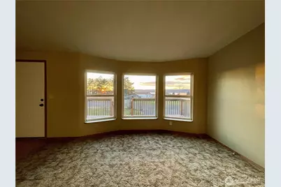 37585 Western Avenue NE, Coulee City, WA 99115 - Photo 6