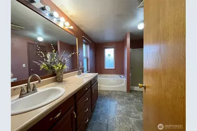 37585 Western Avenue NE, Coulee City, WA 99115 - Photo 20