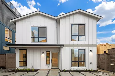 104 NE 44th Street, Seattle, WA 98105 - Photo 1