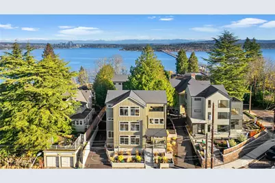 1132 31st Avenue S, Seattle, WA 98144 - Photo 1