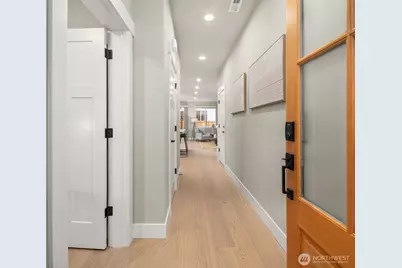 22210 80th Avenue W, Edmonds, WA 98026 - Photo 2