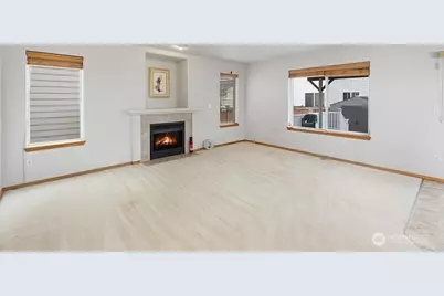 9618 S 237th Street, Kent, WA 98031 - Photo 8