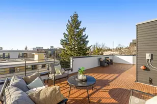 1014 B NE 70th St, Seattle, WA 98115 - Photo 4