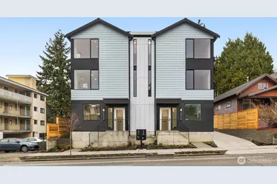 1014 B NE 70th Street, Seattle, WA 98115 - Photo 2