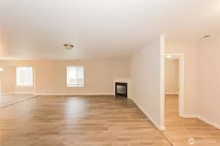 2007 179th Ct E, Spanaway, WA 98387 - Photo 4