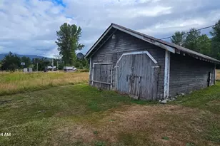 4086 Valley Hwy, Deming, WA 98244 - Photo 18