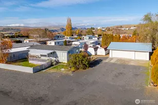 726 E Main Ave, Soap Lake, WA 98851 - Photo 1