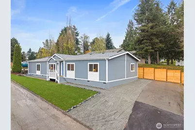 2525 SW 102nd Lane, Seattle, WA 98146 - Photo 1