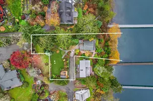 9986 NE Ewing St, Bainbridge Island, WA 98110 - Photo 22