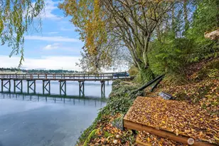 9986 NE Ewing St, Bainbridge Island, WA 98110 - Photo 20