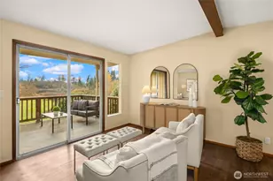 12057 NE 97th St, Kirkland, WA 98033 - Photo 8