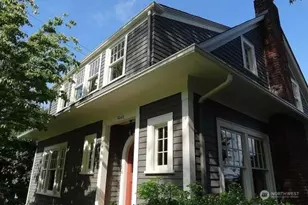 5268 18th Ave NE, Seattle, WA 98105 - Photo 1