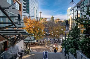 910 Lenora St, Seattle, WA 98121 - Photo 22