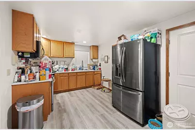 1202 5th Street, Anacortes, WA 98221 - Photo 4