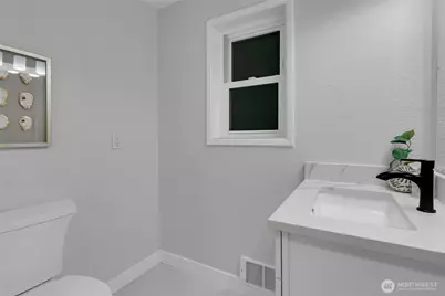 13018 27th Avenue NE, Seattle, WA 98125 - Photo 16