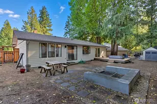 1210 NW Huckle Dr, Bremerton, WA 98311 - Photo 24