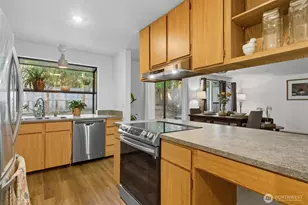 1210 NW Huckle Dr, Bremerton, WA 98311 - Photo 10