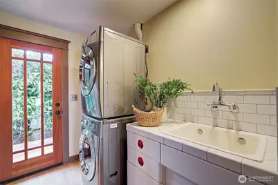 311 NE 117th Street, Seattle, WA 98125 - Photo 16