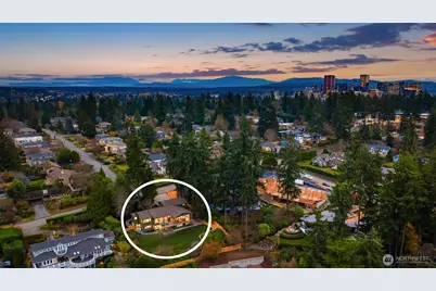 2627 96th Avenue NE, Clyde Hill, WA 98004 - Photo 40