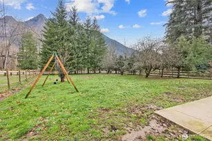 42714 SE 100th St, North Bend, WA 98045 - Photo 38