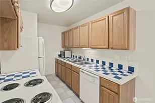 509 19th Ave E, Seattle, WA 98112 - Photo 14