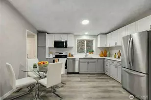 190 E Barnsby Pl, Shelton, WA 98584 - Photo 4