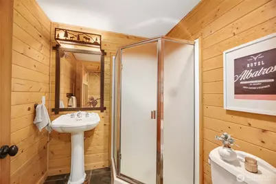 10 Summit Way, Snoqualmie Pass, WA 98068 - Photo 32