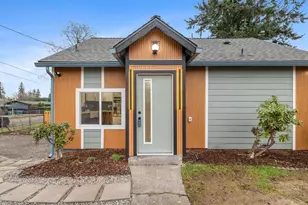 10101 Ainsworth Ave S, Tacoma, WA 98444 - Photo 2