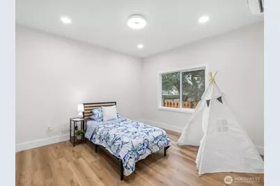 10101 Ainsworth Ave S, Tacoma, WA 98444 - Photo 22