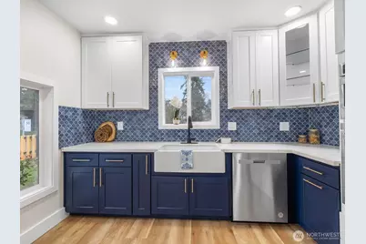 10101 Ainsworth Ave S, Tacoma, WA 98444 - Photo 8